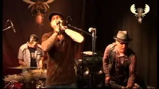 The Dave Chavez band - Rock this Joint -Live @ Bluesmoose caf&eacute;
