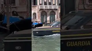 Unique Venice 🇮🇹 | Police & Guardia di Finanza on Boats