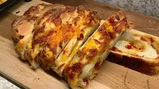 You gotta see the different version of pepperoni bread!  was easy to do this way, and super yum!