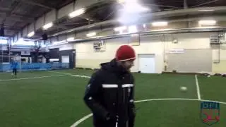 Zweikampftraining am Deutschen Fußball Internat