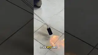 Removing Floor Tiles Using Heat Gun 🤯