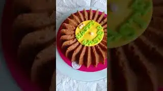 Easter Surprise inside Cake 🤫🐣 #cake #sweet #cakelover #food #easter #easteregg