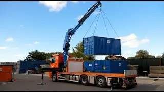Electric truck-mounted HMF crane with Vlarotech, GomesTrucks and De Nijs
