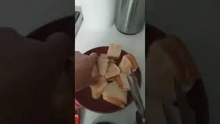 ASMR Toasted bread cutting #asmr #shorts #satisfying #bread