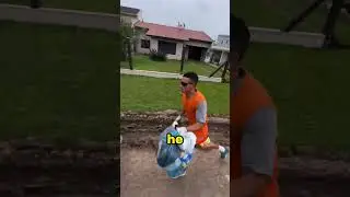 Coolest Garbage Man Ever (@foguetinho_051)