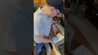 How to shuck and dress an oyster! #JoeGring #millpointoysters #mignonettesauce #shucking