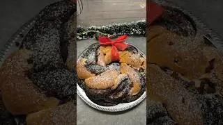 K&eacute;sz&uuml;l a k&aacute;v&eacute;s csokol&aacute;d&eacute;s babka ✨🎄 #picipiroskonyh&aacute;ja #babka #babkarecept #kar&aacute;csonyis&uuml;tem&eacute;ny #csoki