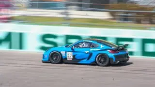 Porsche Cayman GT4 Club Sport MR Flat Out On The Track!