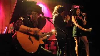 More Than A Feeling - performed by Tony Harnell, Rachel Lorin, Eric Ragno & The Virus