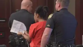 Woman kicked out of courtroom during sentencing for crash that killed daughter in Jacksonville