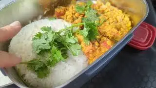 Intuitive Eating on the Go. A budget friendly plant-based lunch heated in my car!