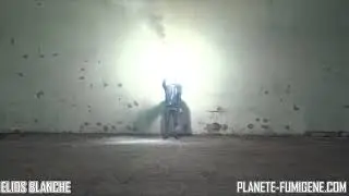 Planete-fumigene.com : Elios Fer Blanche - Torche/Feu &agrave; Main Blanc -