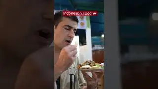 Have you tried INDONESIAN FOOD? Nasi Goreng for the first time 🇮🇩