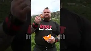 Эдди Холлс поднимает камень Стратмора из Дернесса #eddiehall
