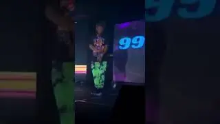 Juice Wrld Iconic Dance while Performing