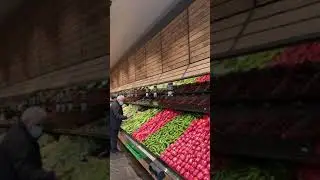 Emas Group - &Eacute;quipement de rayons fruits et l&eacute;gumes en grande surface