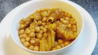 La receta más sabrosa, fácil y rápida que verás / manitas de cordero con garbanzos