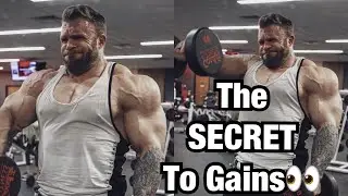 365lbs SHOULDER PRESS!?! | Bulking Tips And Shoulder Workout With Iain Valliere