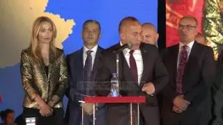 Rikthehet Haradinaj: Shqiptarët nuk i nënshtrohen Serbisë - Top Channel Albania - News - Lajme