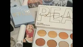Kylie Cosmetics 2018 Holiday + Birthday Collection Haul ▪ Unboxing  + Makeup Vanity Tour