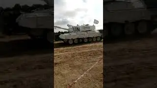 Driving-demonstration of Danish Leopard 1 A5 in UN colours
