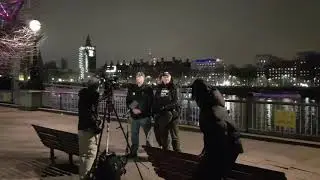 An Interview with Brexiters &Trump's Supporters in New year's eve by London Eye.Make UK Great again.