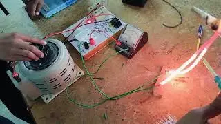 Short circuit phenomenon in heater spring #itipractical #experiment  #viralvideo  #shirtvideo #iti