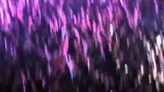 Tiesto and crowd Glow @ DC Armory 4.9.2011