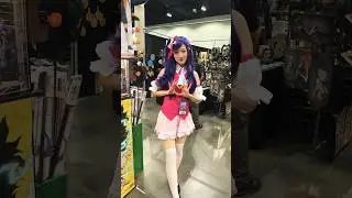 LA Comic Con FUN! #comiccon #shortsviral #lacomiccon  #subscribe #cosplay