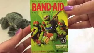 Teenage Mutant Ninja Turtles TMNT Band Aid Review