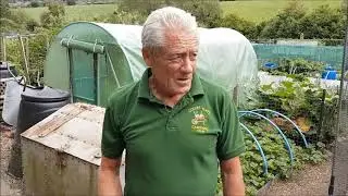 Some People Talk SH1T - I Talk Compost! (Raised Beds, No Dig, Compost Tea, Mycorrhizal Fungi)