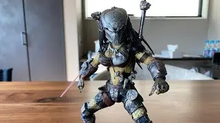 Female Predator custom Hembra Predator