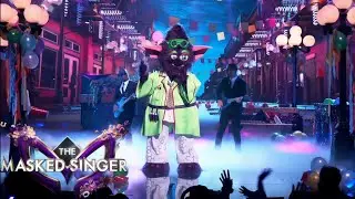 Mad Scientist Monster Sings 
