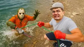 We Found a MANIAC&rsquo;S STUFF While Magnet Fishing! *Police Called*