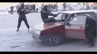 CHUCK NORRIS IS BITCHED BY THIS RUSSIAN COP