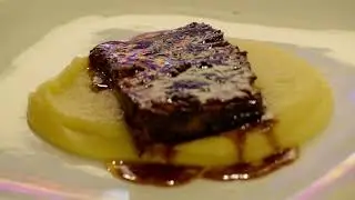 Braised Short Ribs with Red Wine Glaze on Pureed Potato