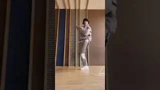 [DRIPPIN TIKTOK] Cover Dance THUNDEROUS STRAYKIDS With YUNSEONG