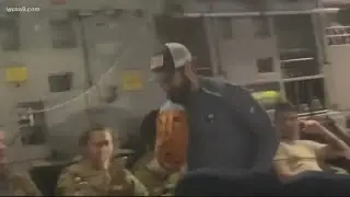Washington Nationals Adam Eaton and Aaron Barrett play catch on C-17, visit troops