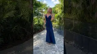 Elegant long shiny dress with a neckline and leg slit - dark blue with glitter