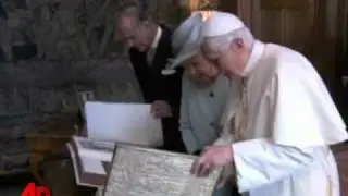Pope Meets Queen on Controversial UK State Visit