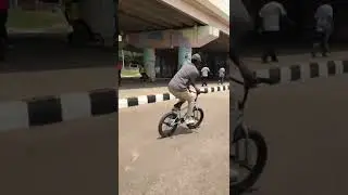 Just riding 🇳🇬 #bmx #bmxstreet #streetbmx #bmxlove #bmxlover #bmxracing #bmxfun #bmxfu #ridebmx