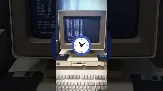🔊 ASMR Formatting of a 720KB Floppy Disk on IBM PS/2 Model 30!