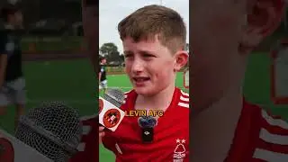 Kid with one leg tears up the footie field