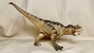 Papo Dinosaurs ：Carnotaurus