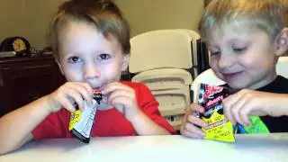 Ashie &Ollie eating pop rocks for the first time