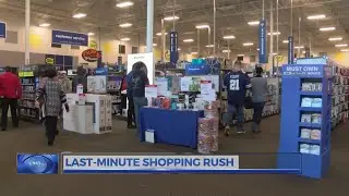 Last-minute Shopping Rush