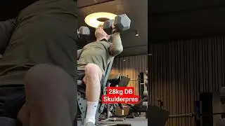 28kg DB Skulderpres💪🏻😳🤪 #fitness #gymbro #gymrat #gym #gymtok #cut #cut2024 #fredesp #sp #spfyr