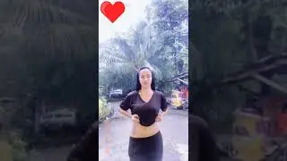 Pinay no bra