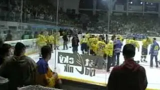 Postup Slovanu do extraligy - 16.04.2007.avi