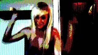 Victoria Moore & Sara Jean Underwood battle